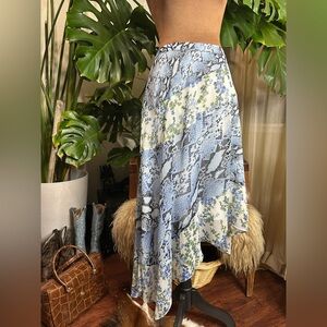 Asymmetrical - Handkerchief Hem Blue Snake-Print Skirt